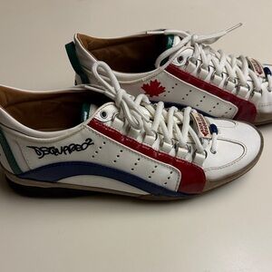 DSQUARED2 White Sneakers with Maple Leaf Size 40.5/9.5 Women’s/8 Men’s.